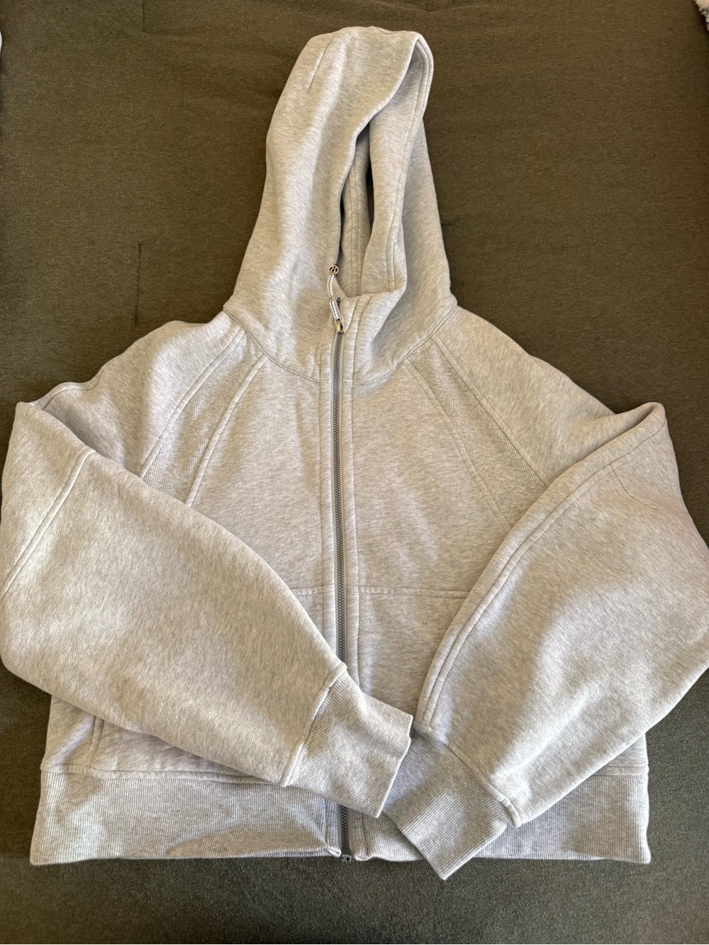lululemon athletica Heather Light Gray Hooded Zip Sweatshirt